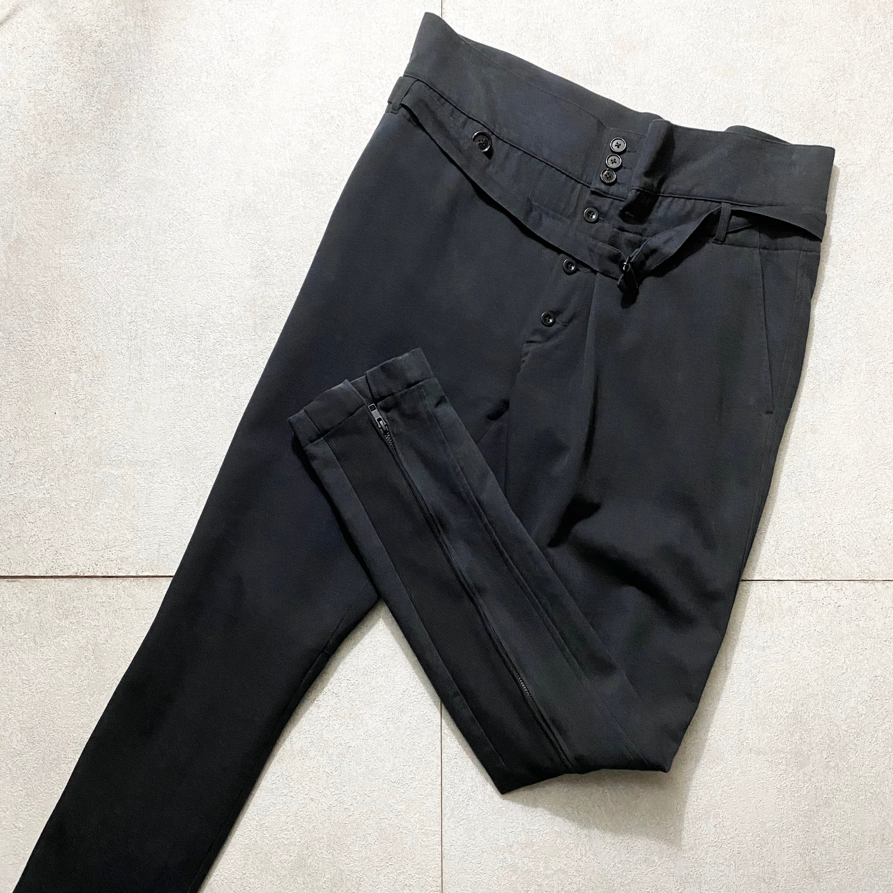 ANN DEMEULEMEESTER high-waist 2way black pants | NOIR ONLINE