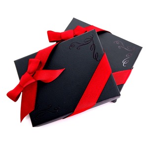 ギフトラッピングボックス