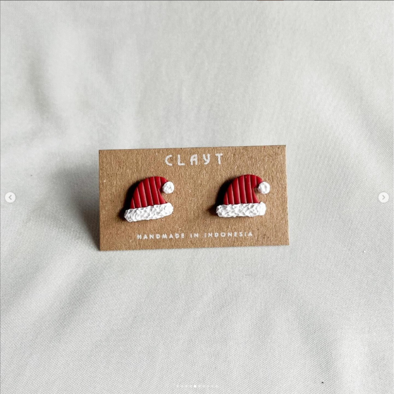 クリスマスモチーフスタッドピアス