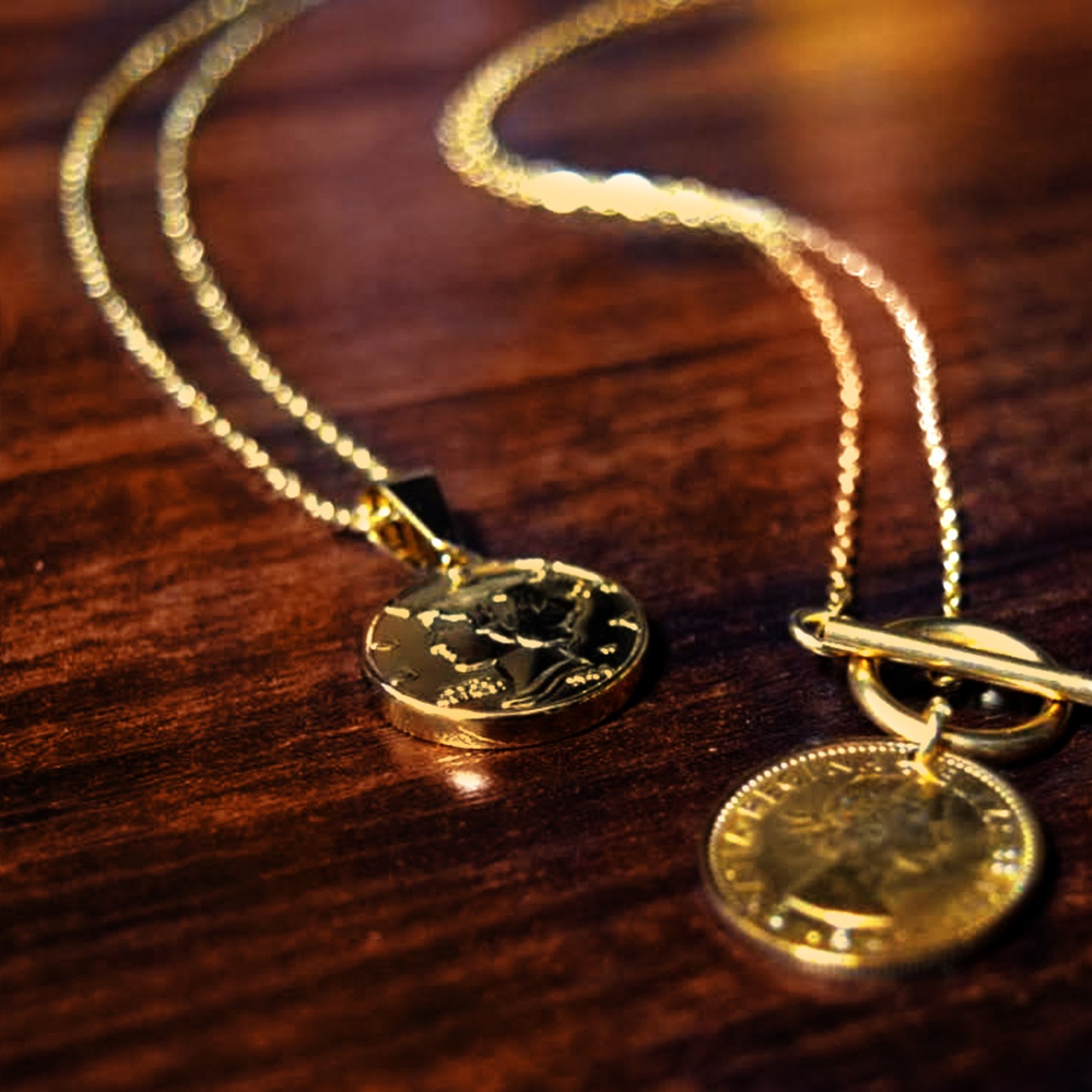 ステンレスマーキュリーダイムリバティコインネックレスゴールド