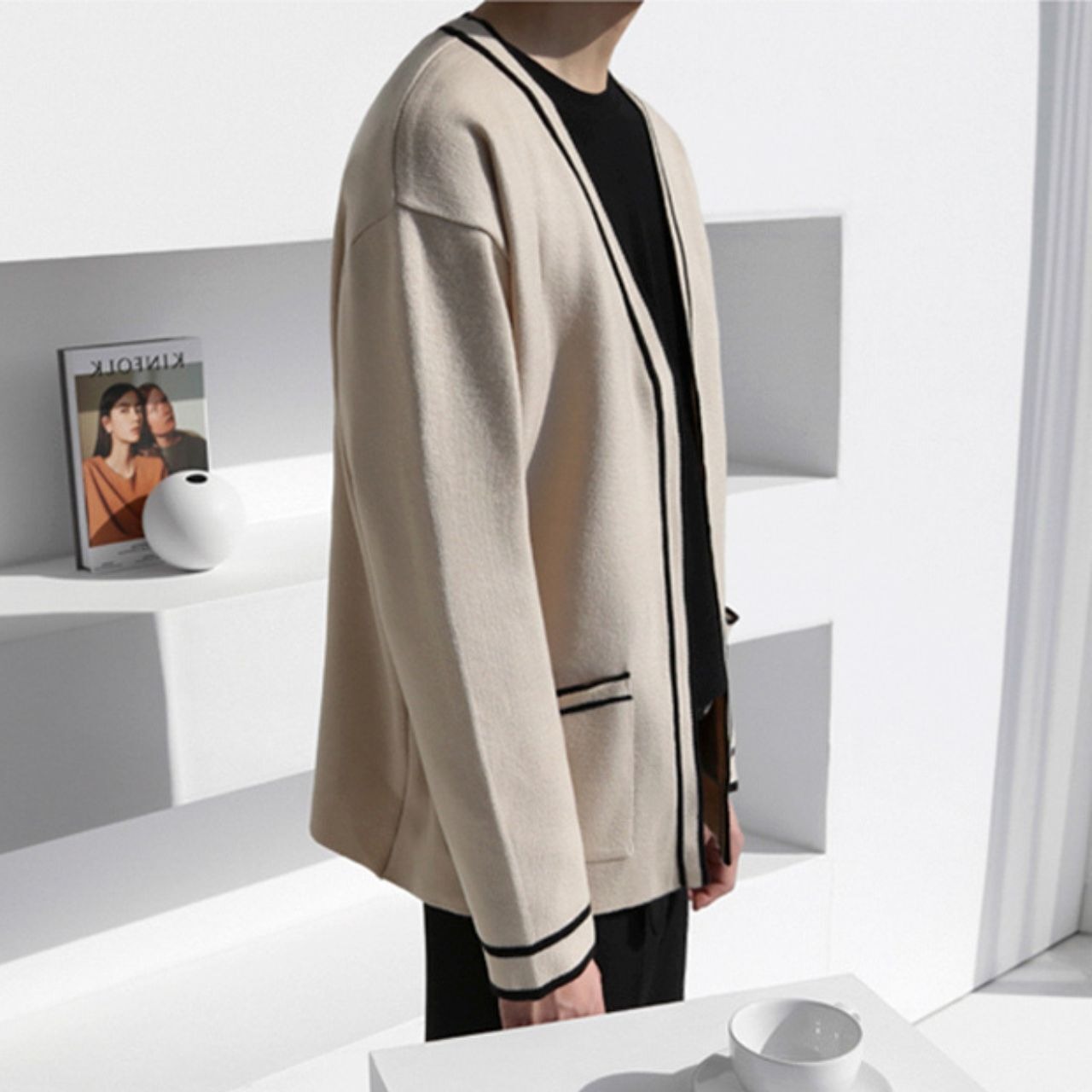 ラインVネックニットカーディガン　MT0080377