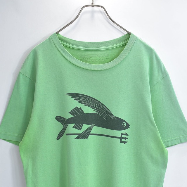 00～10s USA製  patagonia パタゴニア グッドフェード トビウオ 三叉槍 グラフィック プリント デザイン クルーネック Tシャツ 半袖 USED ヴィンテージ ビンテージ アメリカ古着 メンズＭサイズ