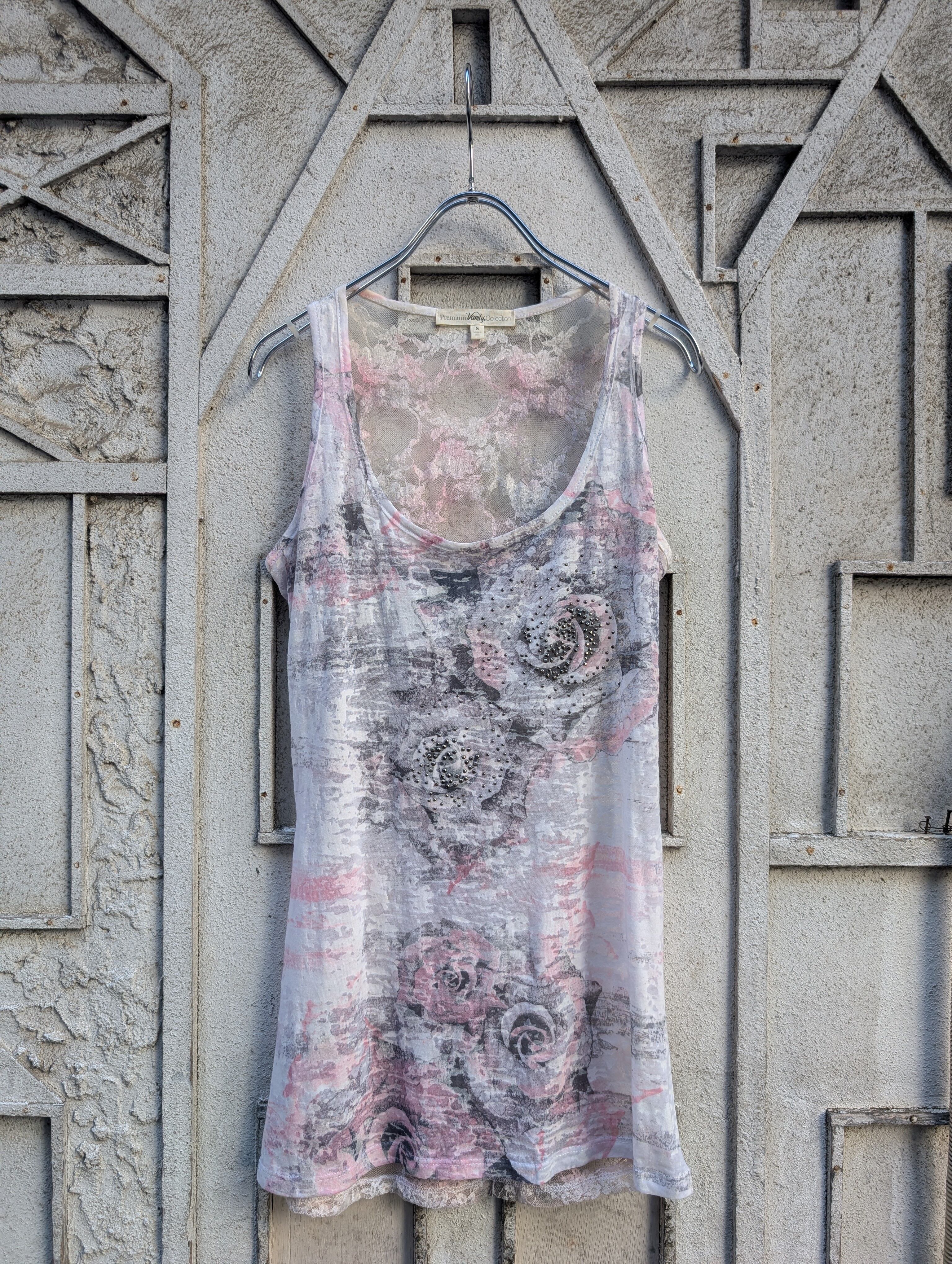 "ROSE" lace & studs tank top