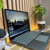 \ 公式ショップ限定価格❣️/ 準美品《新型2022年モデル》Surface Laptop Go2 第11世代 メモリ8GB SSD128GB ノートパソコン 安心サポート&3ヶ月保証付き