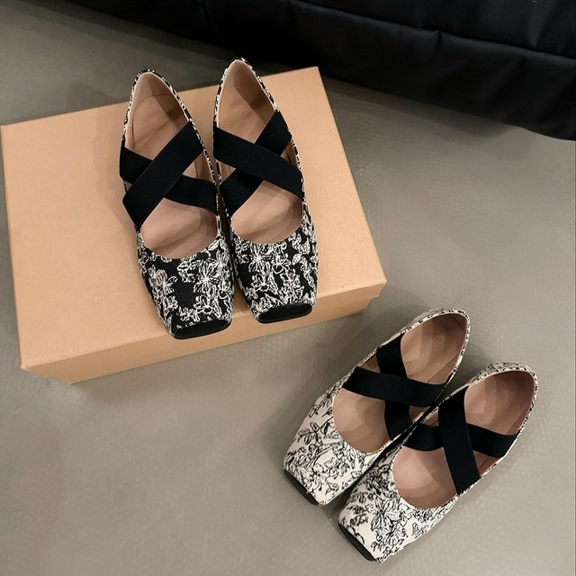 square toe flower shoes