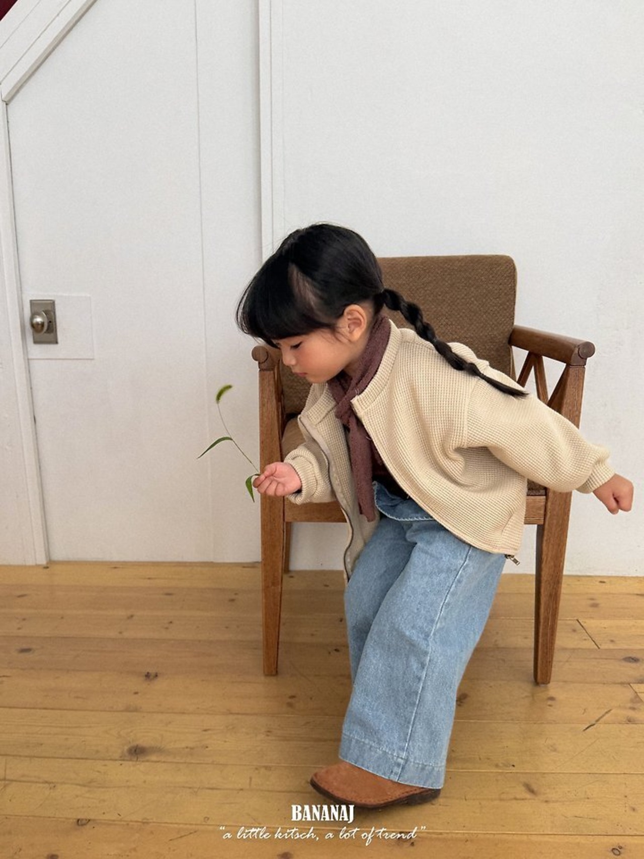 韓国子供服 / BANANA J / 26Autumn / フリルデニムパンツ / 秋服 / キッズ *XS~JS*