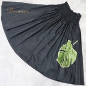 フラダンス 衣装 パウスカート ブラック系 レッド系 リバーシブル ダブル ツートーン モンステラ柄 かっこいい 鮮やか 華やか ハワイアン アロハ ハワイアンプリント フラ ダンス レッスン 練習 リバーシブルスカート