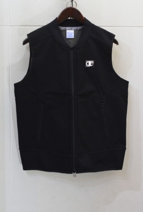 CHAMPION ベスト
