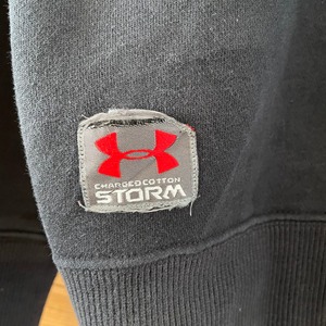 【UNDERARMOUR】刺繍ビッグロゴ スウェット フーディ パーカー ストーム ゆるだぼ メンズL アンダーアーマー アメリカ古着