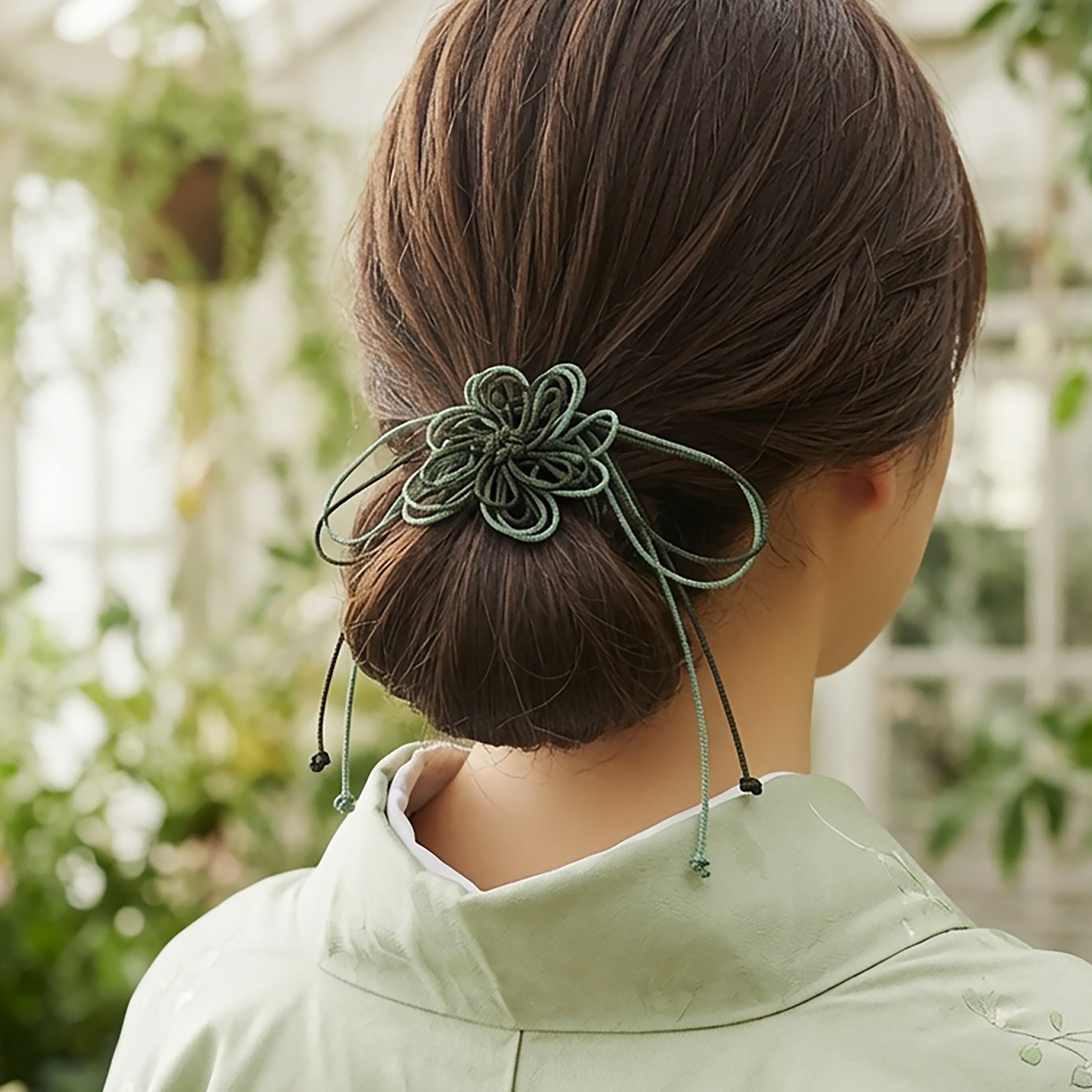 飾り結びヘアゴム「やわみどり、君」（深緑×淡緑）｜着物・浴衣に簡単
