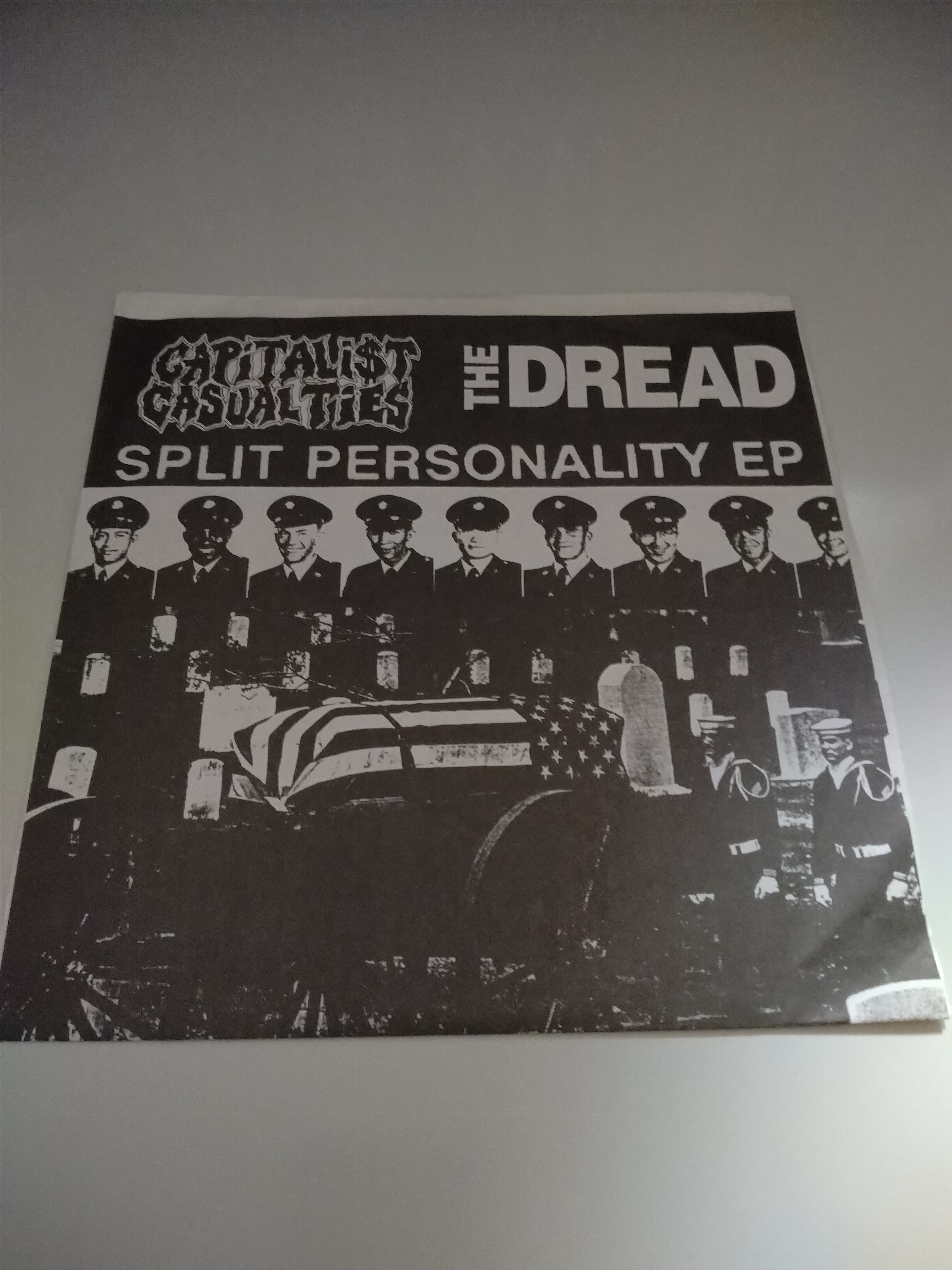 CAPITALIST CASUALTIES：THE DREAD/split ep | RECORD SHOP CONQUEST