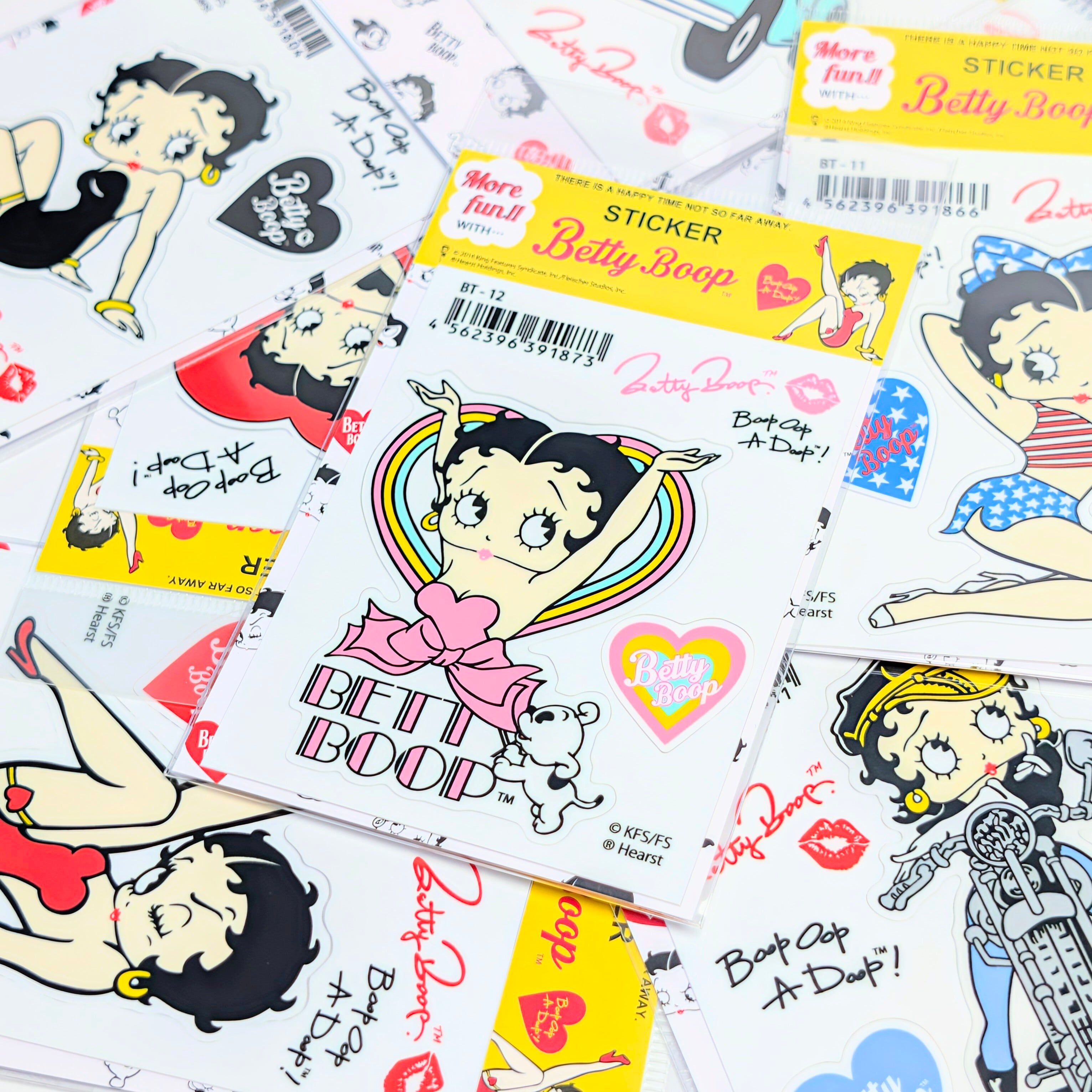 ✨️みんなメロメロ♡✨️送料無料！【 Betty Boop（ベティブープ） 】 STICKER（ステッカー）/ シール / ベティちゃん　〚アメリカン雑貨 アメトイ〛