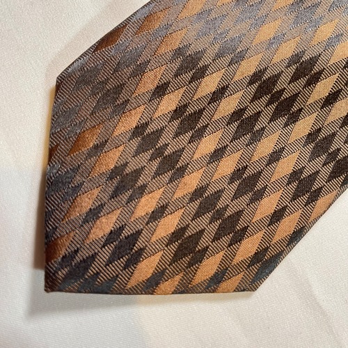Brick house ネクタイ　ダイヤ柄　茶色  n-794