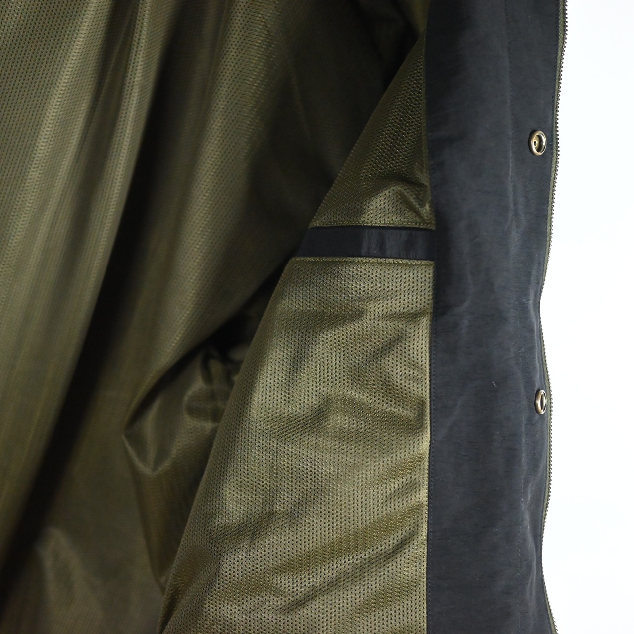 barbell object / coach jkt