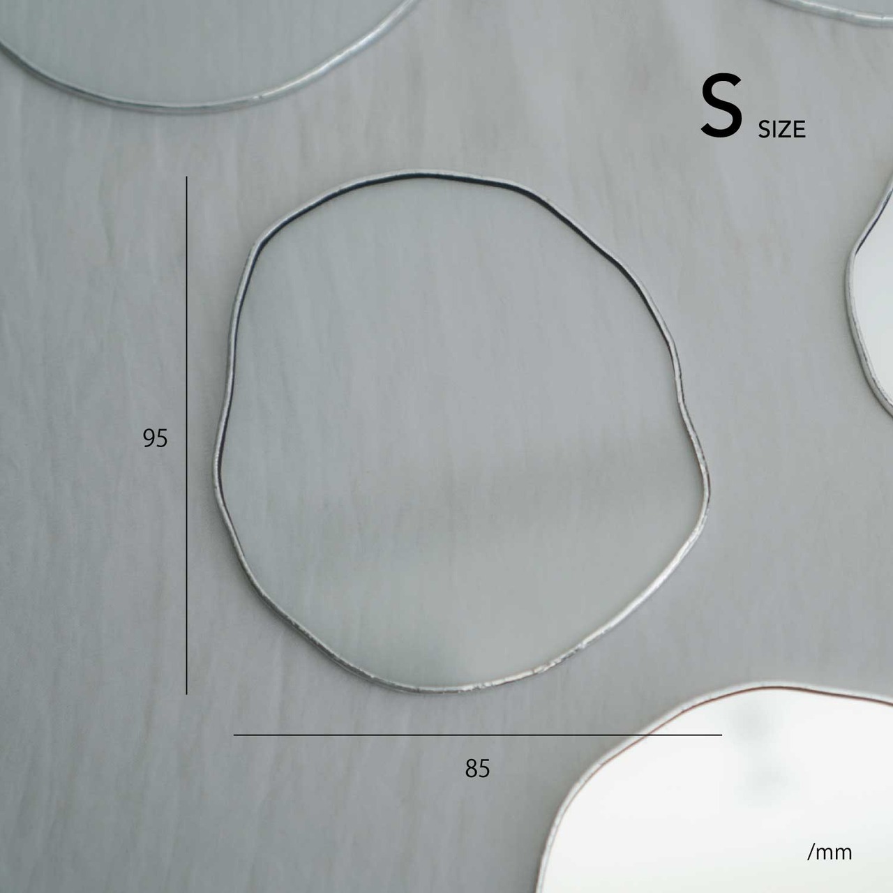 PUDDLE GLASS PLATE / S / W85×H95 / CLEAR