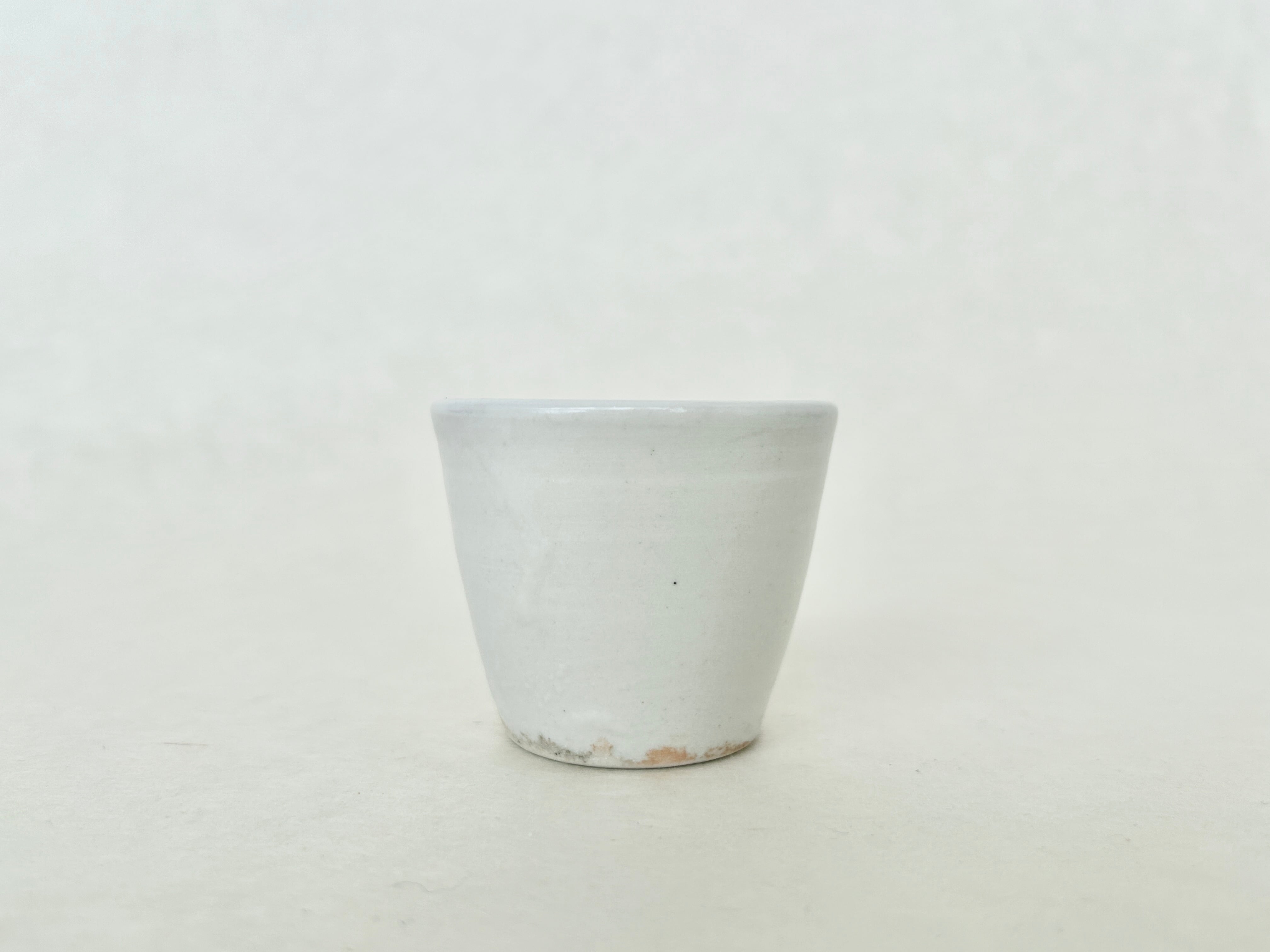 白磁ミニ猪口 B【水垣 千悦】 | たかすの杜 Online Shop