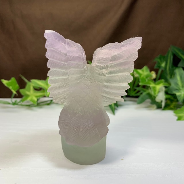 2.繊細な彫刻☆可愛いフローライトフクロウ