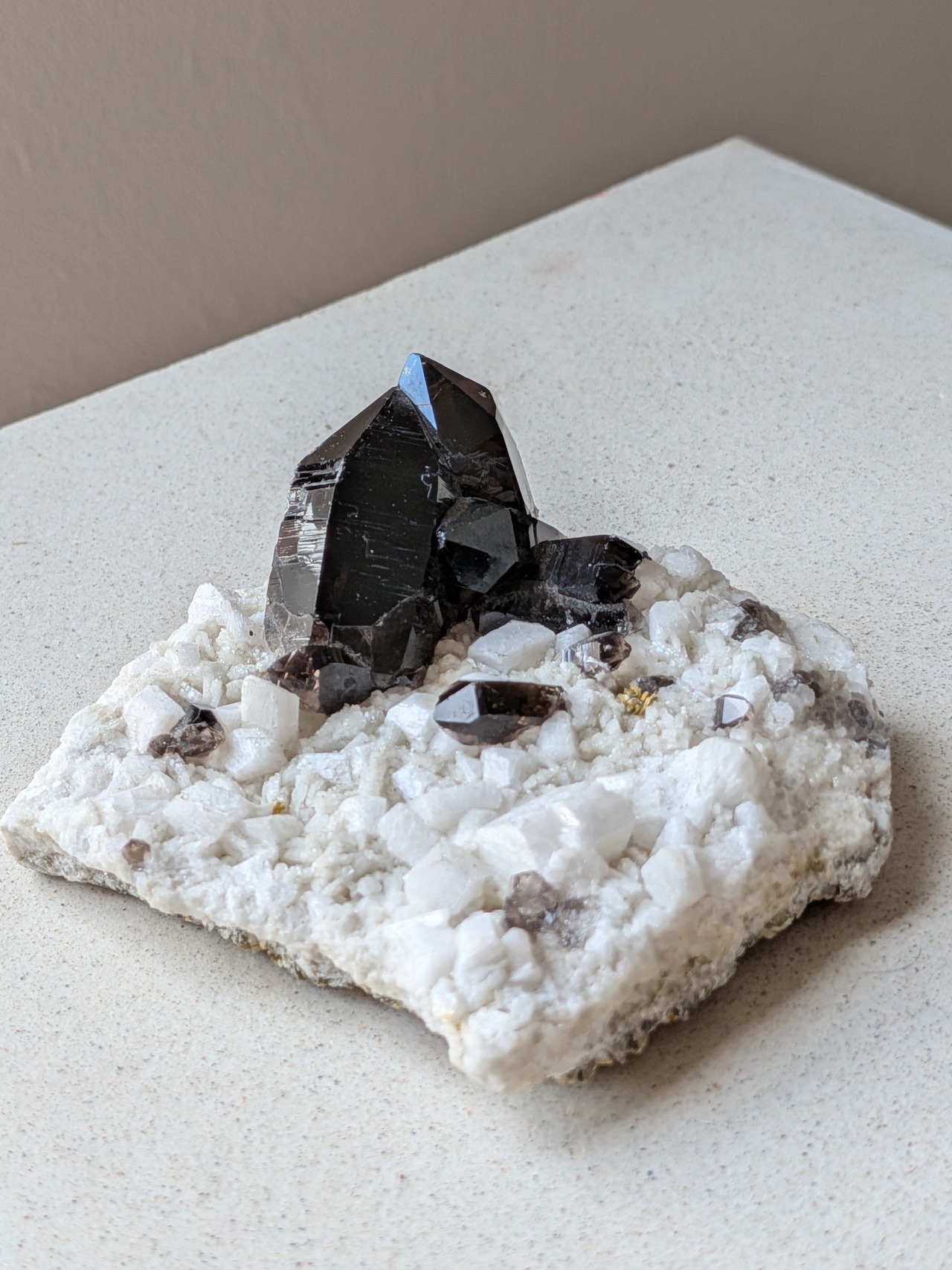 モリオン【黒水晶】長石共生 ⭓ 原石クラスター ⭔ パキスタン・スカルドゥ産　✧　水曜日のセレクト
