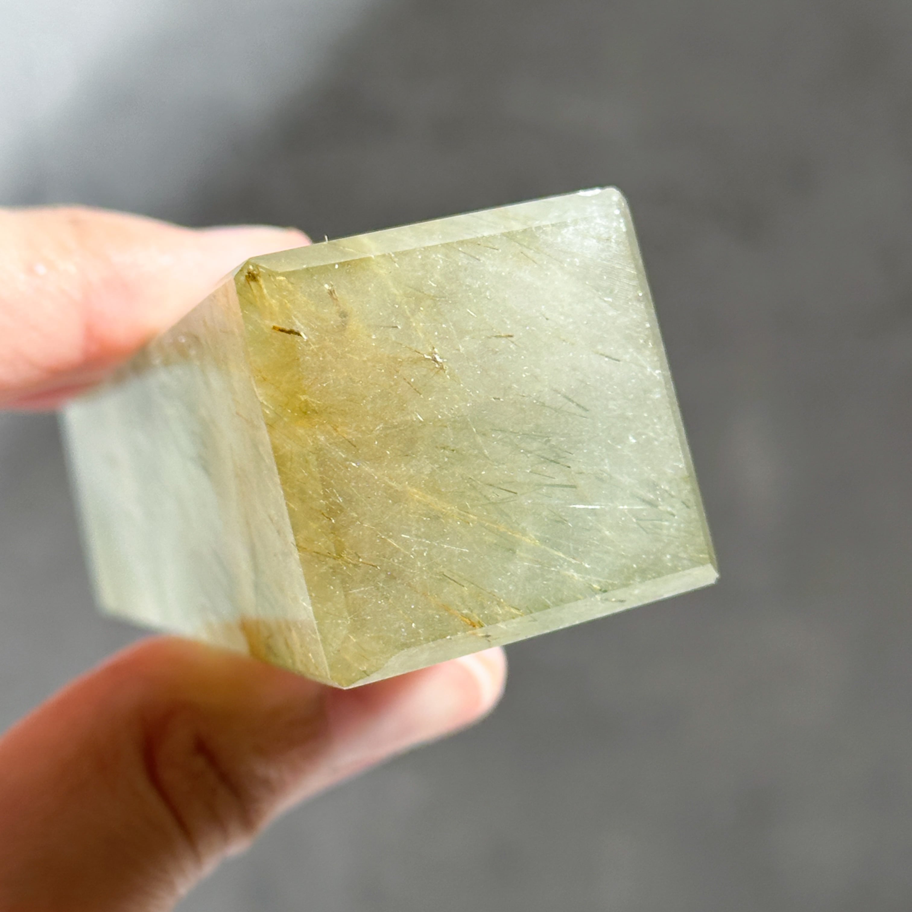 マルチルチルクォーツ タワー 02◇ Multi-Rutile Quartz ◇天然石
