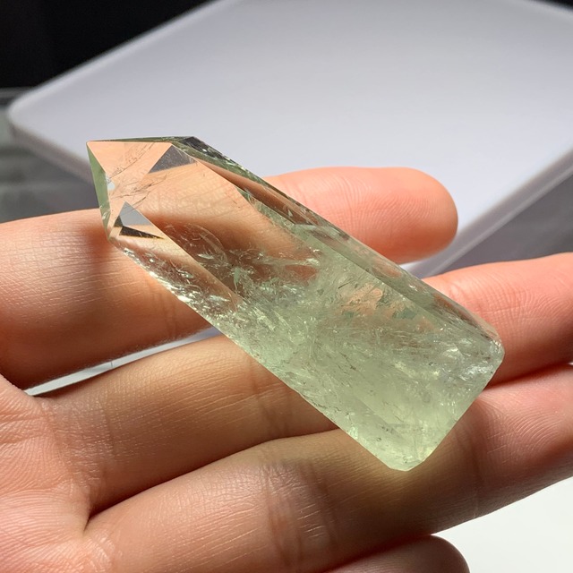 9.癒しのグリーンの色合い♪プラシオライト ポイント