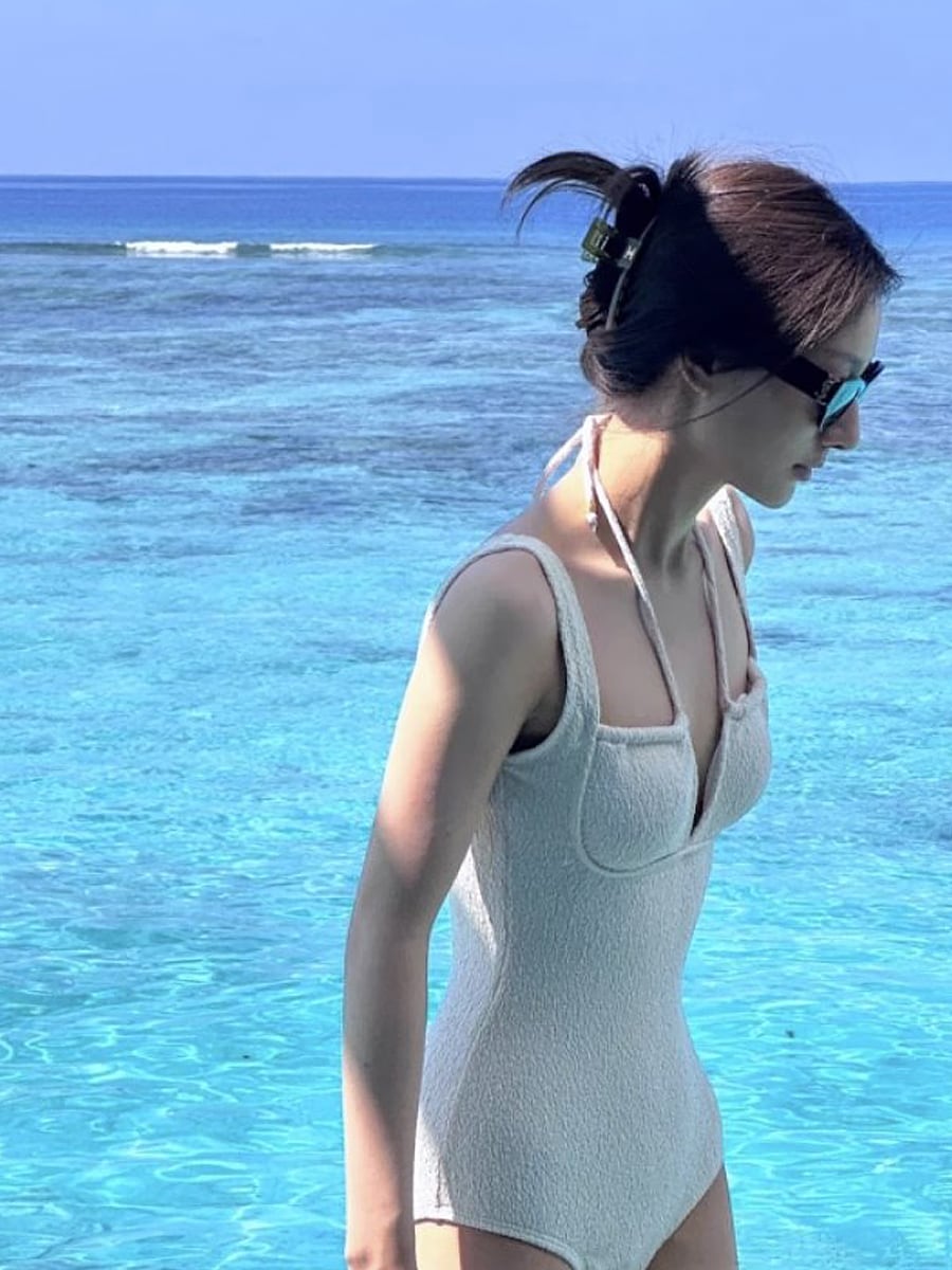 水着 プランジングホルターネックワンピース ワンピース水着