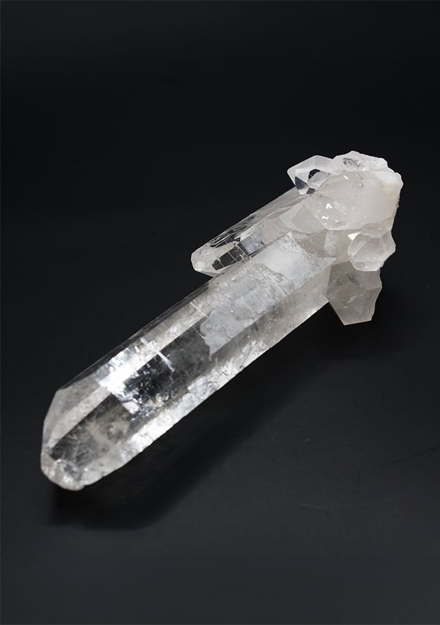 水晶　クラスター　2464g 特別価格/高品質]インド/マニハール産ヒマラヤ水晶クラスター（2.24kg