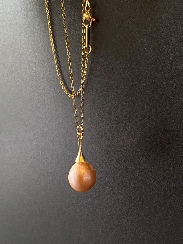 ピンク淡水真珠ロングネックレス