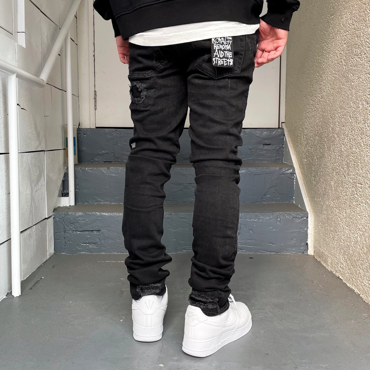 watson着用 KSUBI CHITCH BONEYARD 旨し BLACK 29 