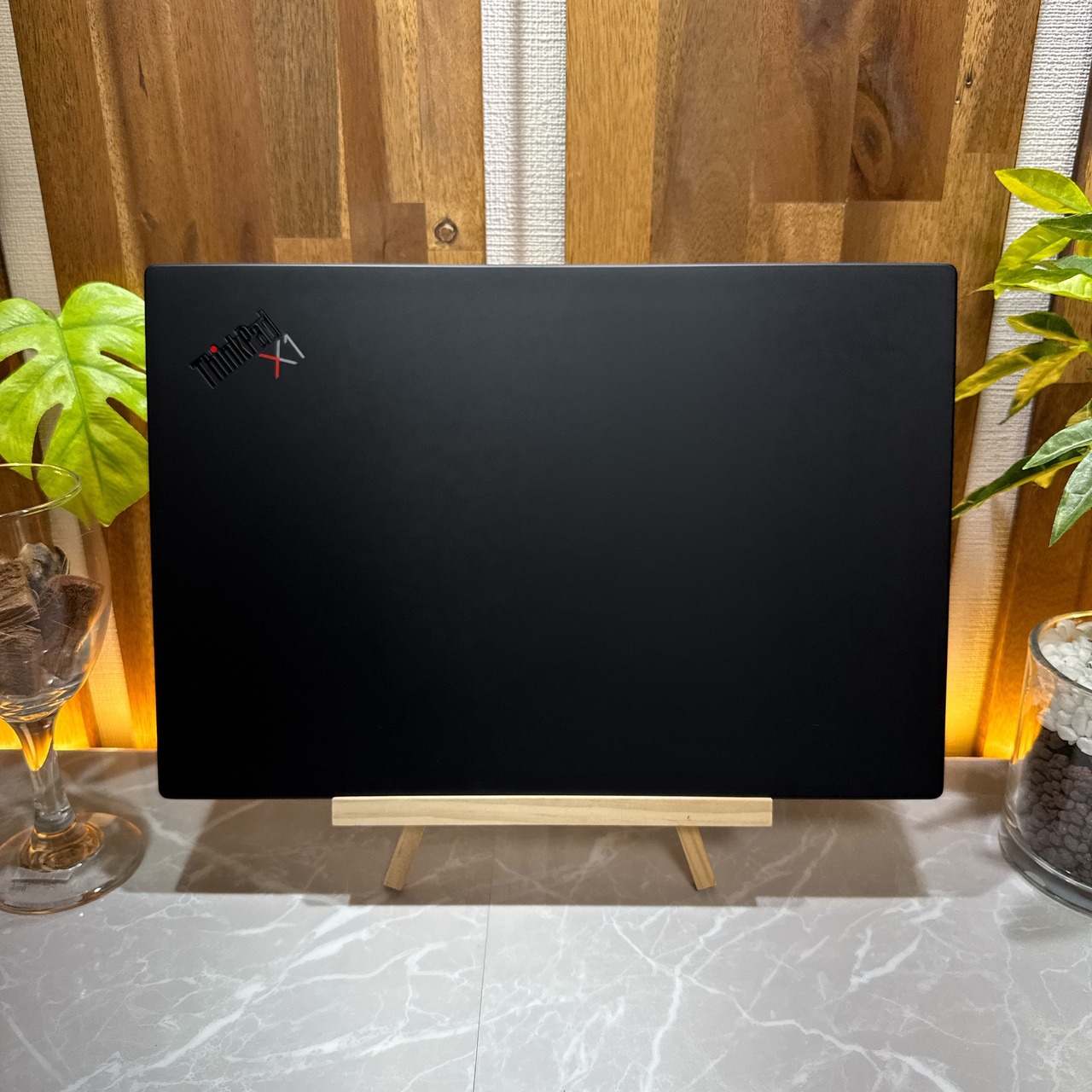 ハイスペック‼️Lenovo ThinkPad X1 Carbon/最高峰Corei7第10世代/メモリ16GB/SSD512GB/ノートパソコン