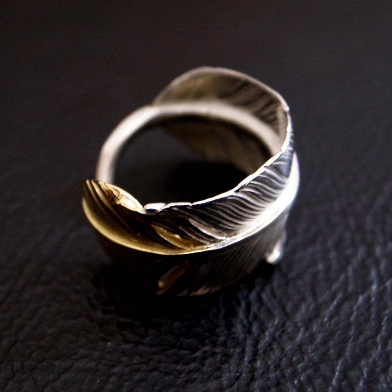 taro washimi m feather ring 01 フェザーリング TARO WASHIMI : M FEATHER K18 TOP RING 01 | Gusset