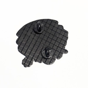 送料無料！ ★ピンズ PINS★ピンバッジ【 Stranger Things ( ストレンジャーシングス ) 】『Hellfire Club』ピンズ / ピンバッジ  〚アメリカン雑貨 アメトイ〛