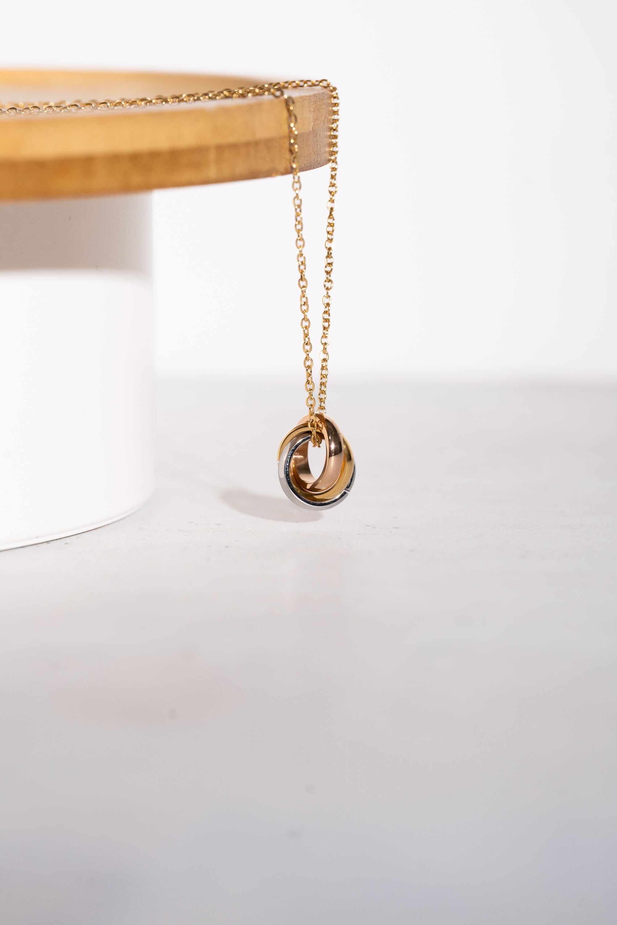 trinity necklace | 金属アレルギー対応のアクセサリー crea.jewelry
