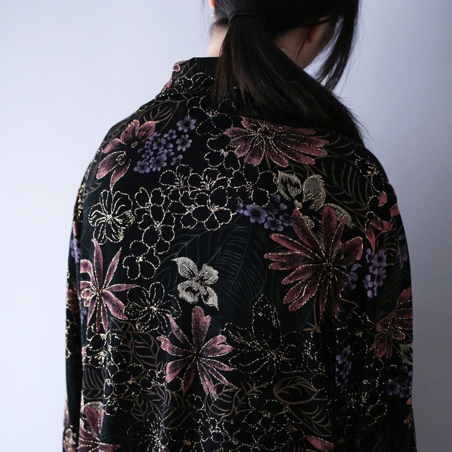 lame flower art pattern over silhouette mode shirt