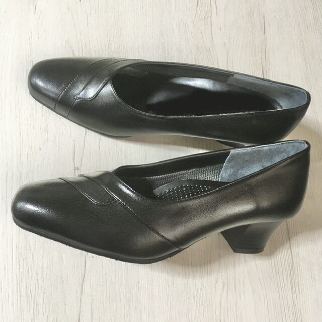 【21.0cm】甲切替デザインパンプス