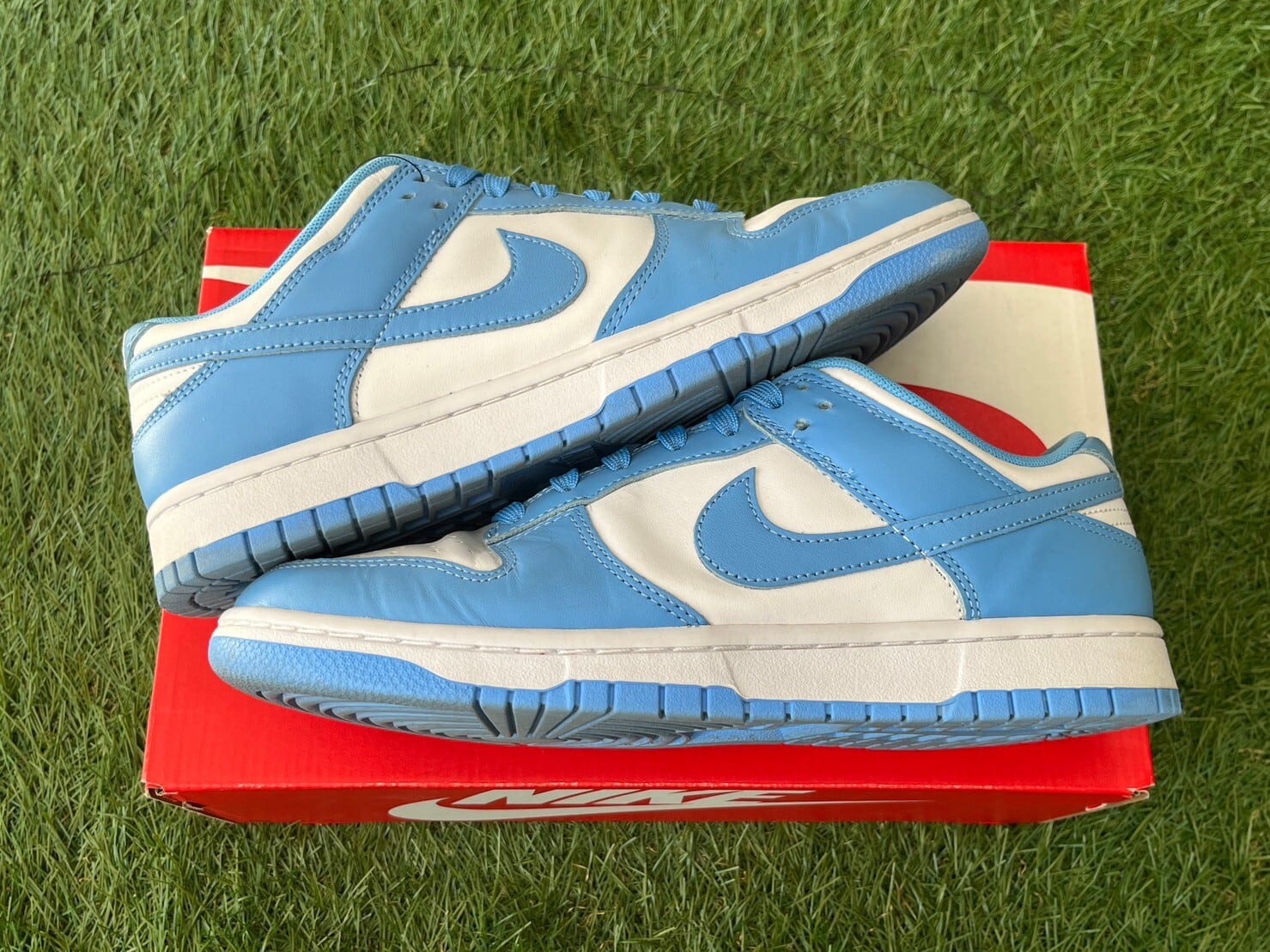 NIKE DUNK LOW UNIVERSITY BLUE DD1391-102