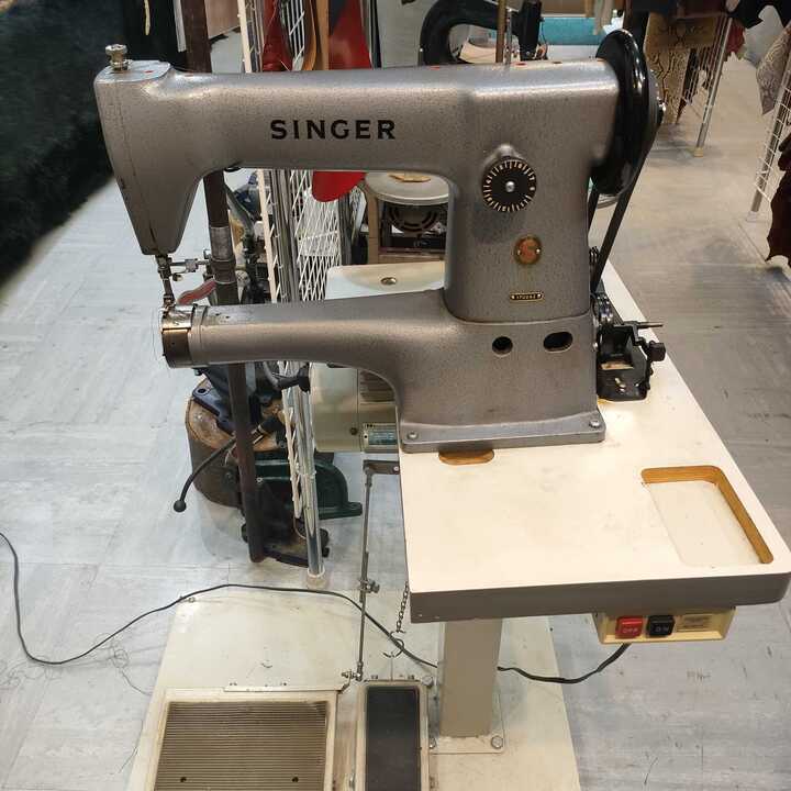 9/30まで【中古】SINGER 17U242 工業用腕ミシン ※全国配送対応可能