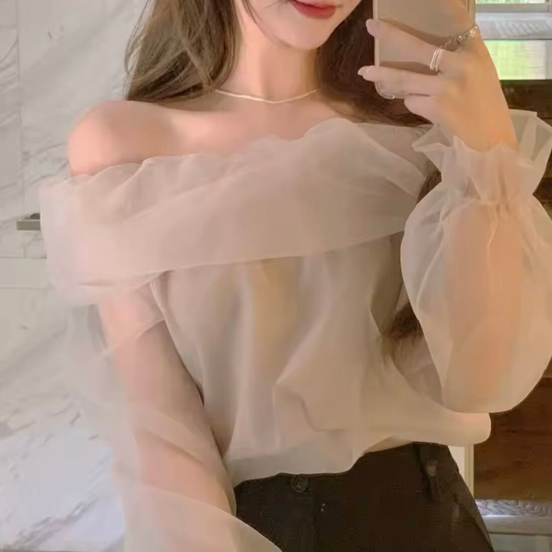 シフォンオフショルブラウス