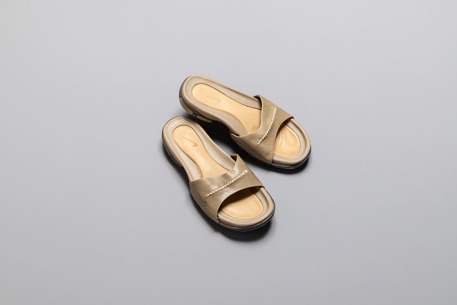 NIKE CONSIDERED LOW 4 | PLAYGROUND | スニーカーショップ