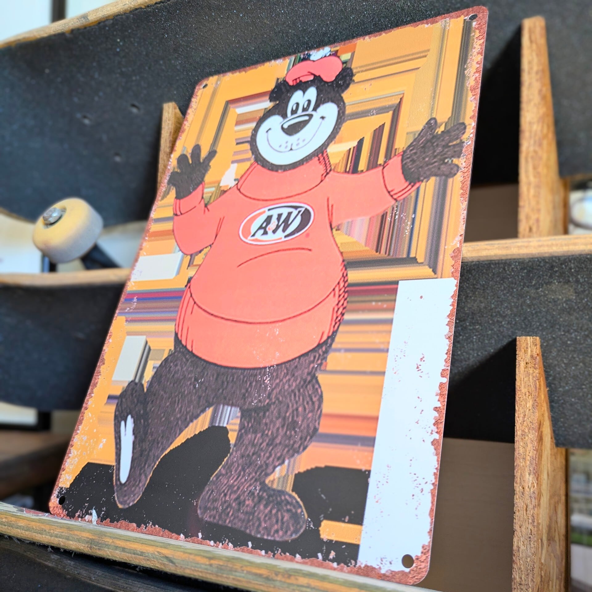 送料無料!ちょうどいいブリキ看板 【 A&W ( エンダー ) 】 『 ルーティ 』METAL SIGN / メタルサイン / ブリキ看板 / サインボード / ビンテージ加工〚アメリカン雑貨 アメトイ〛