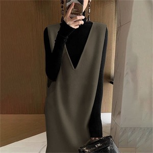 無地Vネックノースリーブスリットマキシワンピース