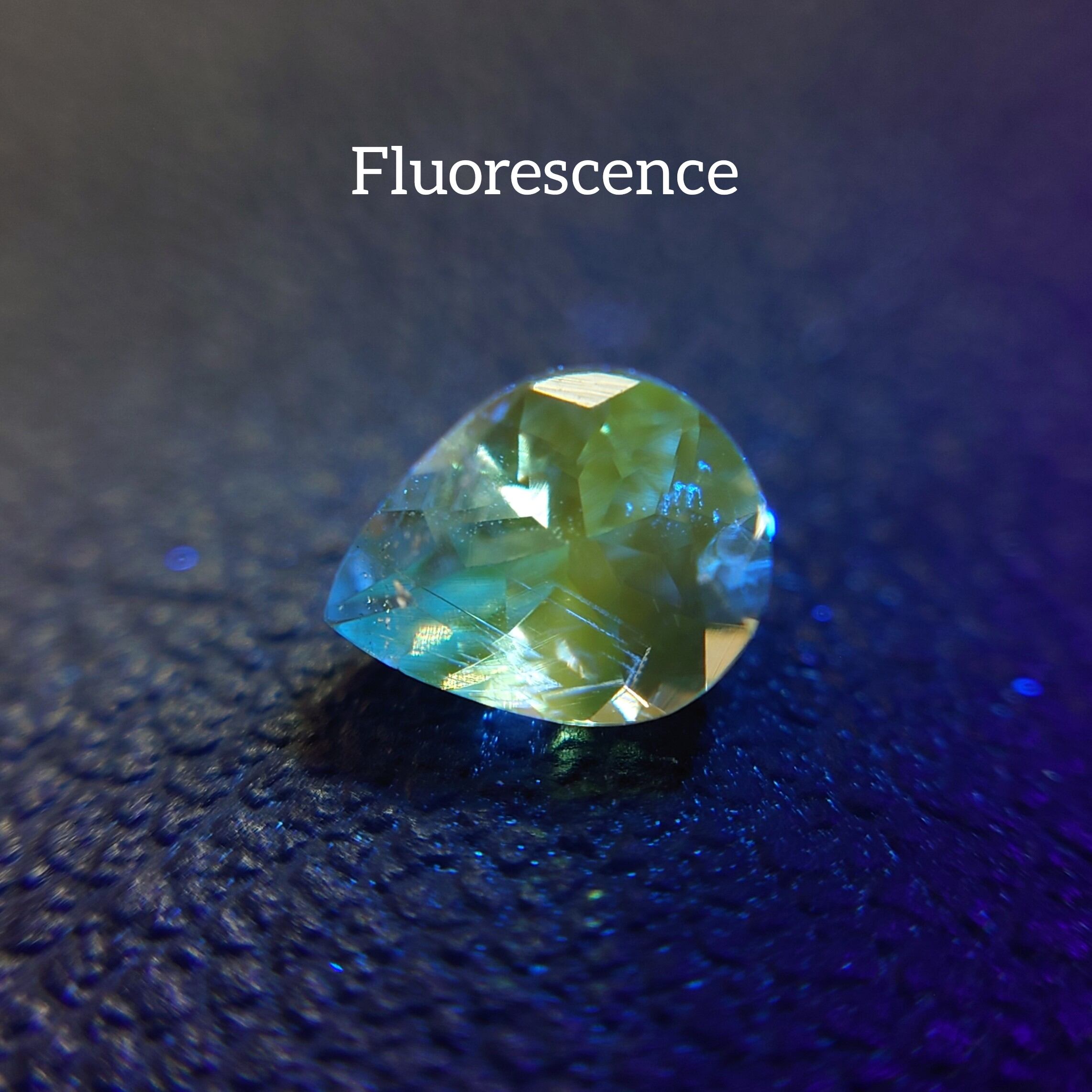 希少 Kornerupine 0.420ct Cr/Fe/V 日独成分分析済ソ付 ルース