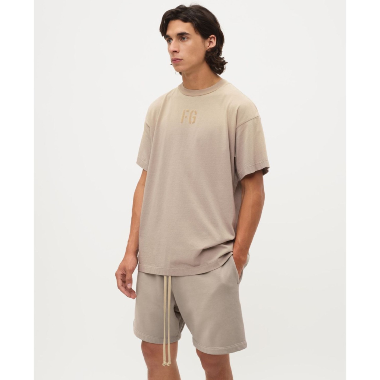FEAR OF GOD SEVENTH COLLECTION FG TEE SHIRT GREY BEIGE | AYIN