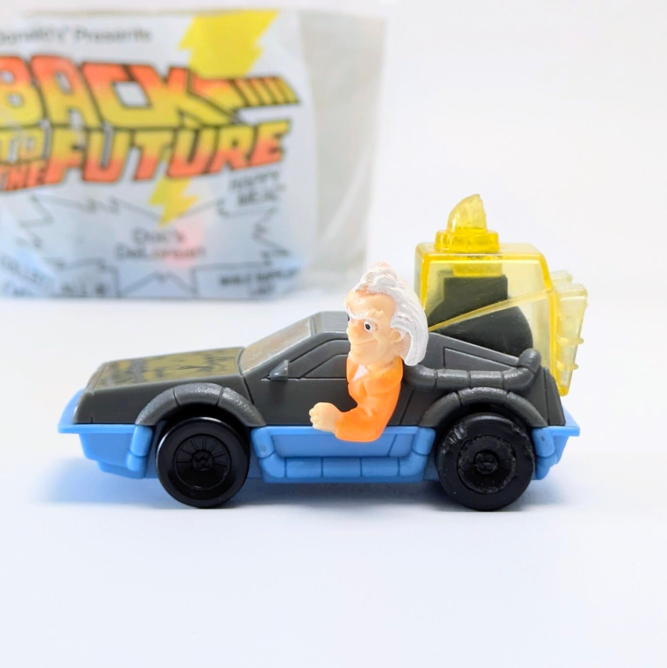 ☆ DEADSTOCK / VINTAGE 1991 ☆【 McDonald's ( マクドナルド ) 】1991年マクドナルドミールトイ『 バック・トゥ・ザ・フューチャーアニメシリーズ』ドク&デロリアン未開封 / ハッピーミール 〚アメリカン雑貨 アメトイ〛