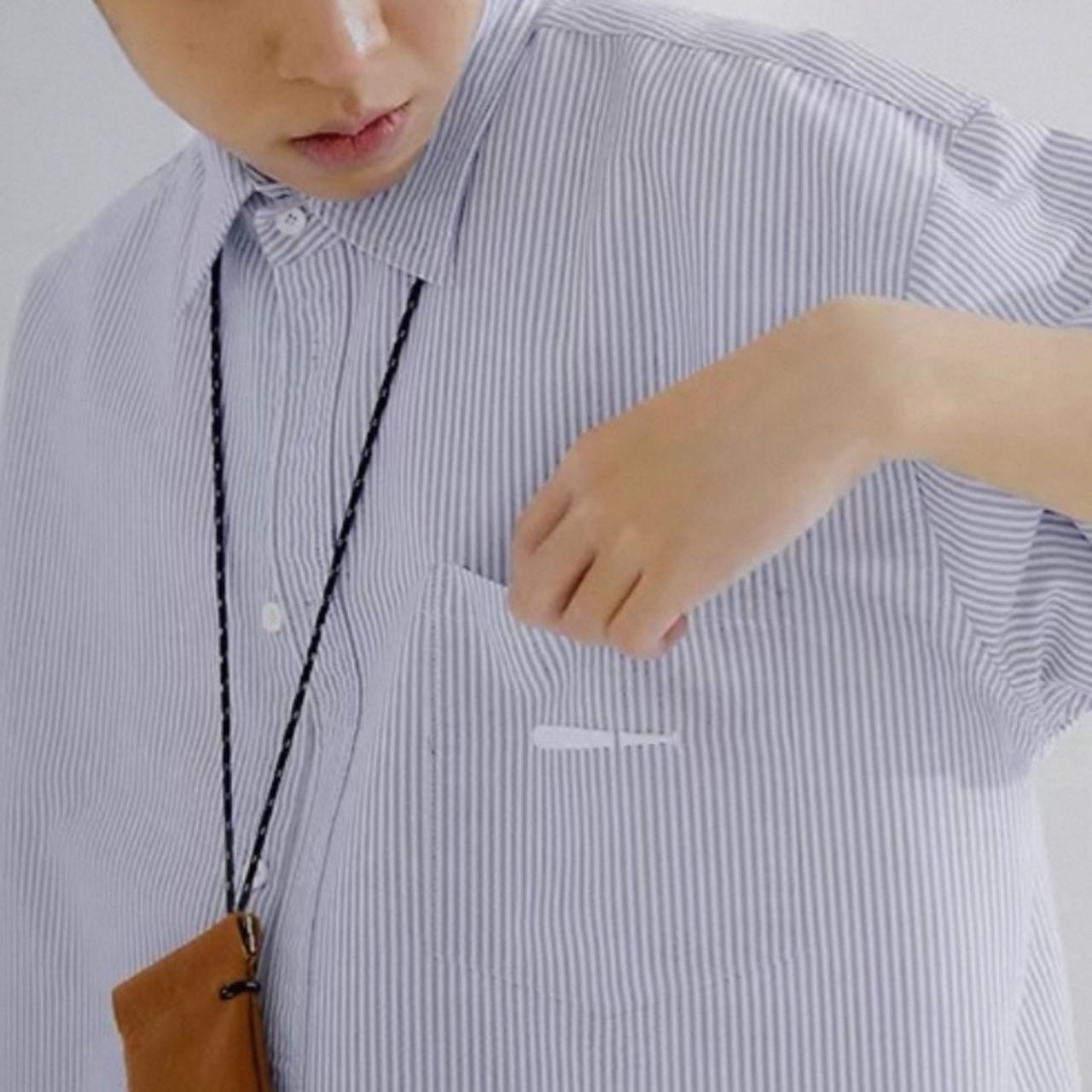 Chest logo stripe boxy shirt 1423 - 2
