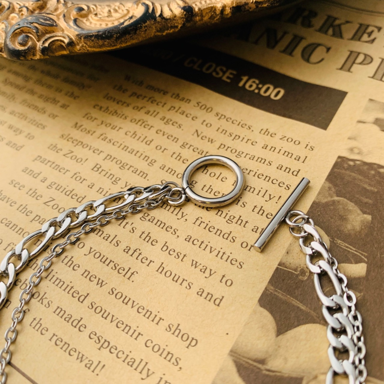 ステンレスダブルチェーンシックスペンスコインブレスレット