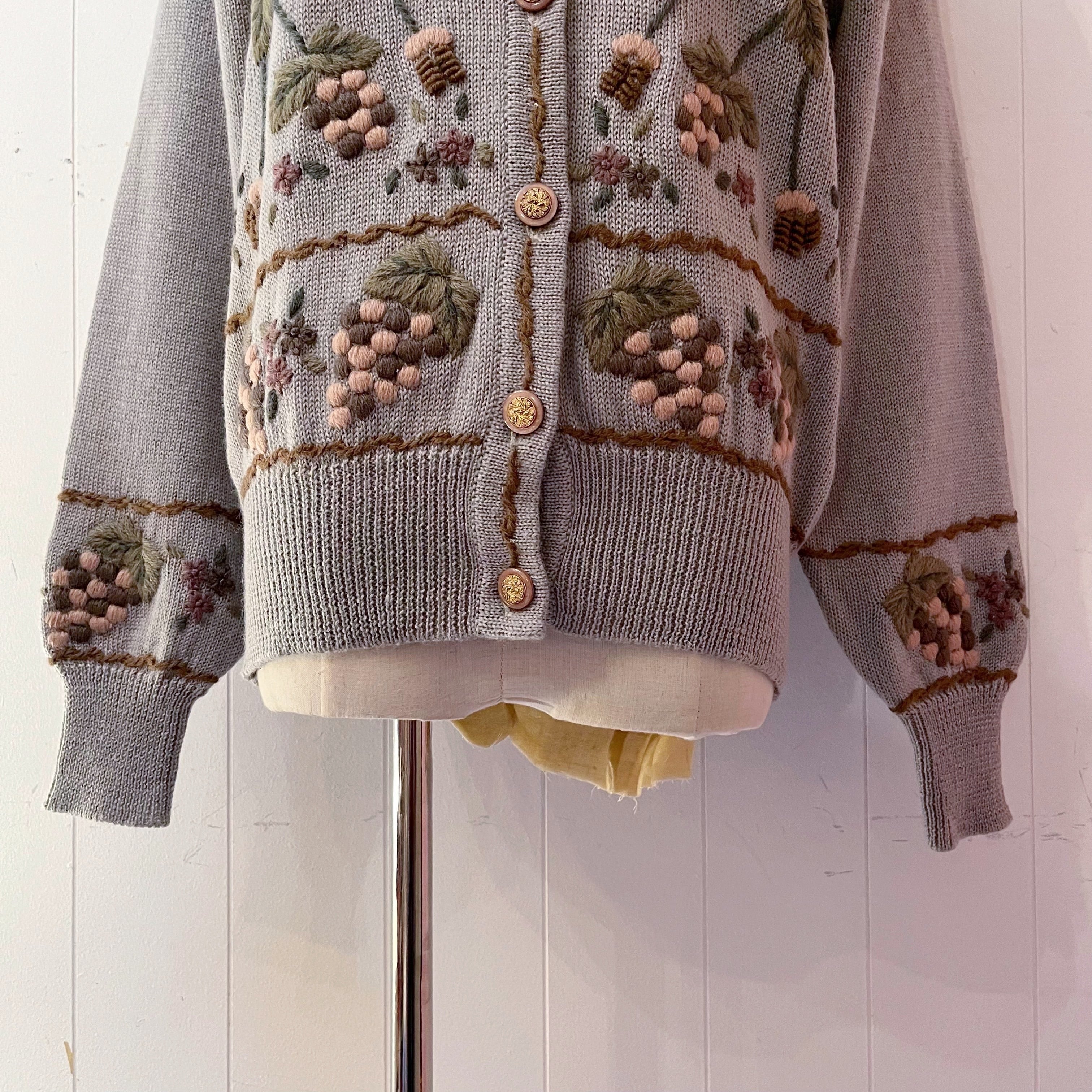 grape embroidery knit cardigan