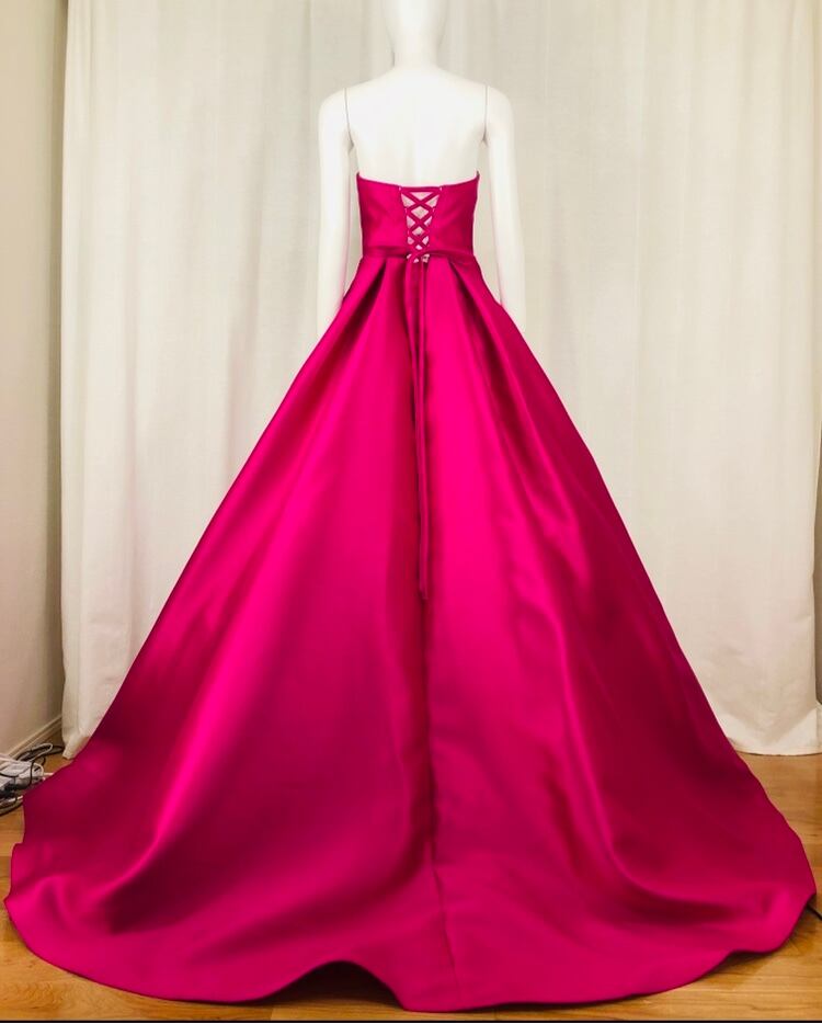 FUCHSIA プリンセスライン タフタ 【JOVANI NY輸入】 | DressMM FUCHSIA プリンセスライン タフタ 【JOVANI NY輸入】 | DressMM