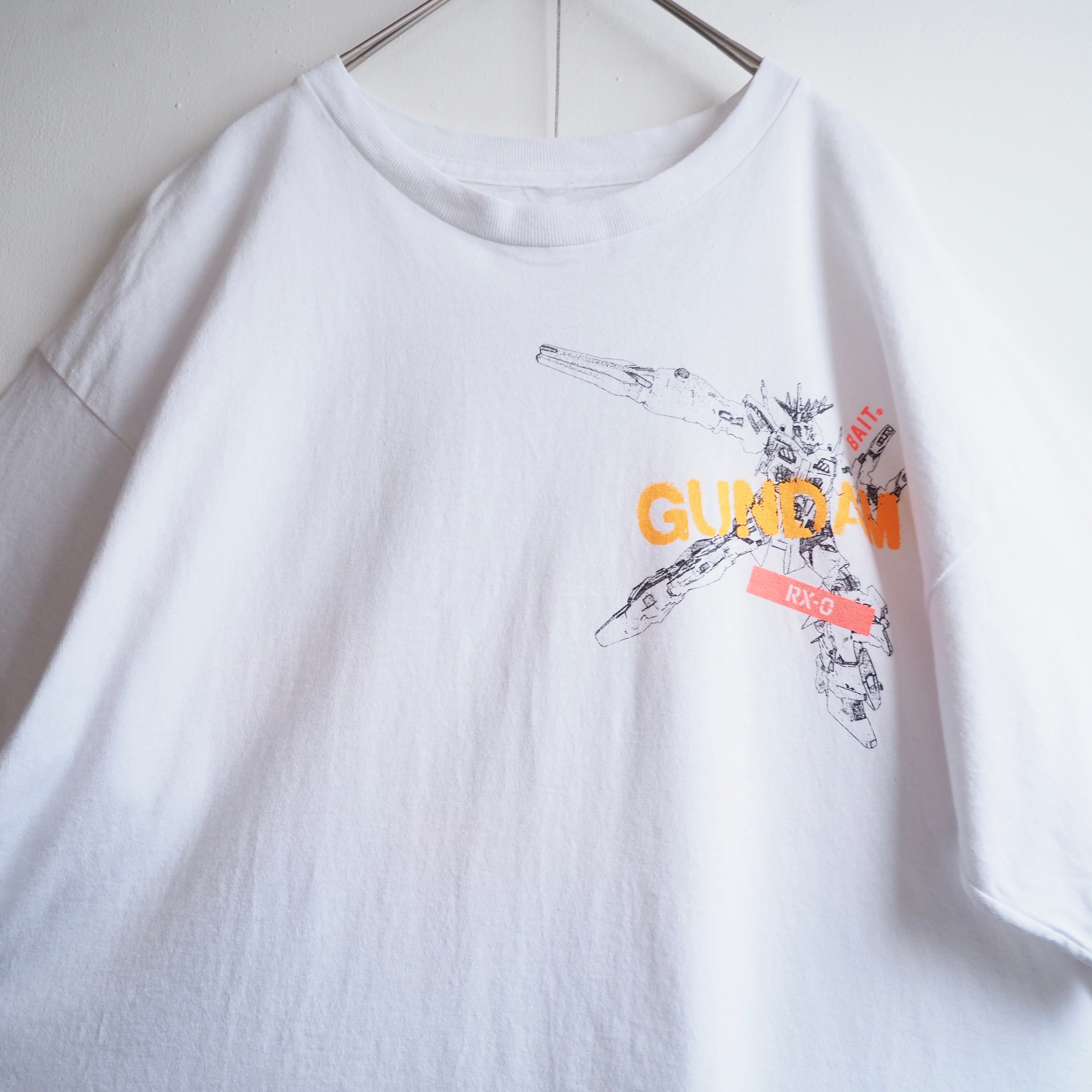 ” GUNDAM UNIVERSE ” ” BANSHEE NORN ” graphic printed loose Tee (made in Usa)