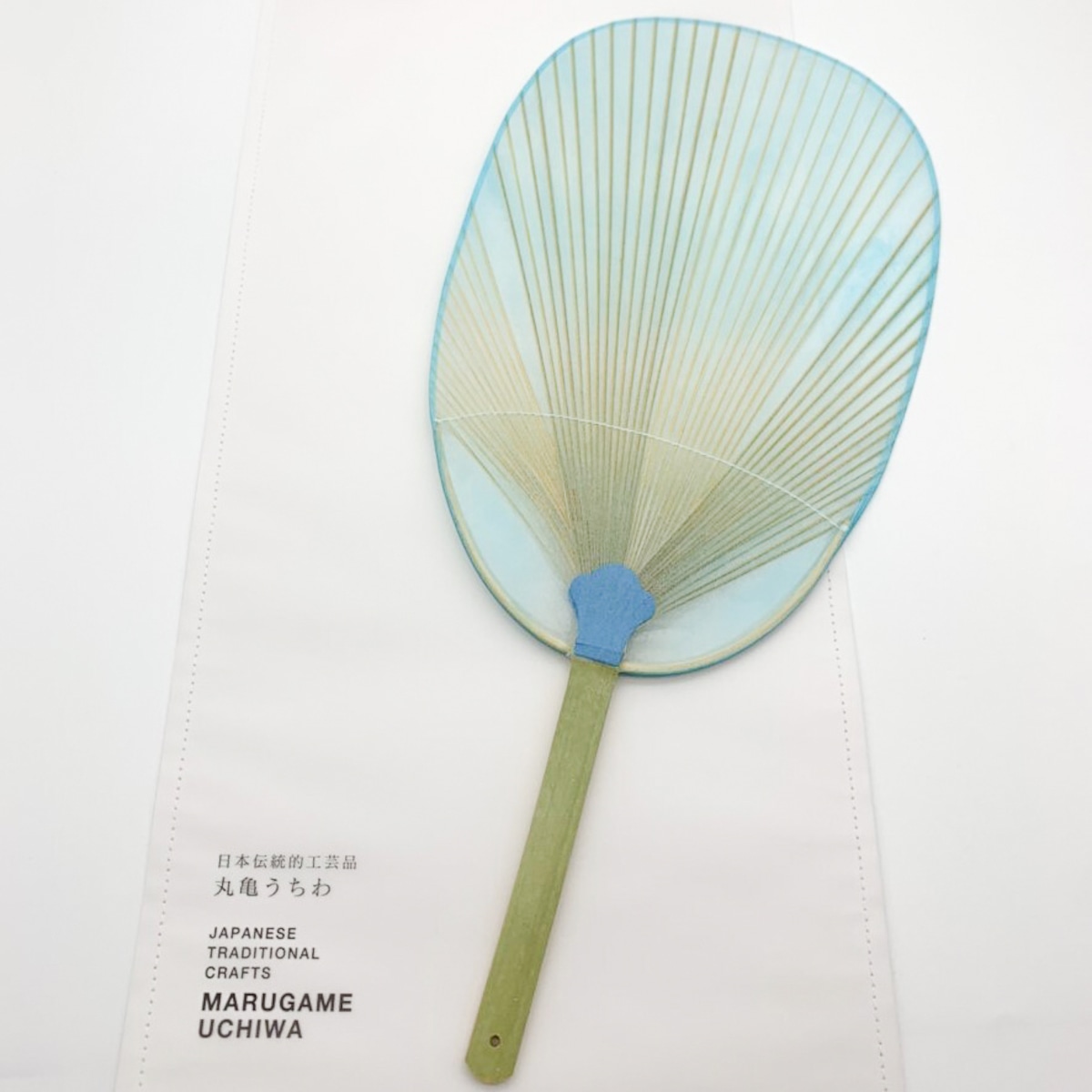 そよ風うちわ 19年度かがわ県産品コンクール知事賞 最優秀賞 受賞作品 Oikaze Shop そよ風うちわ 19年度かがわ県産品コンクール知事賞 最優秀賞 受賞作品 Oikaze Shop