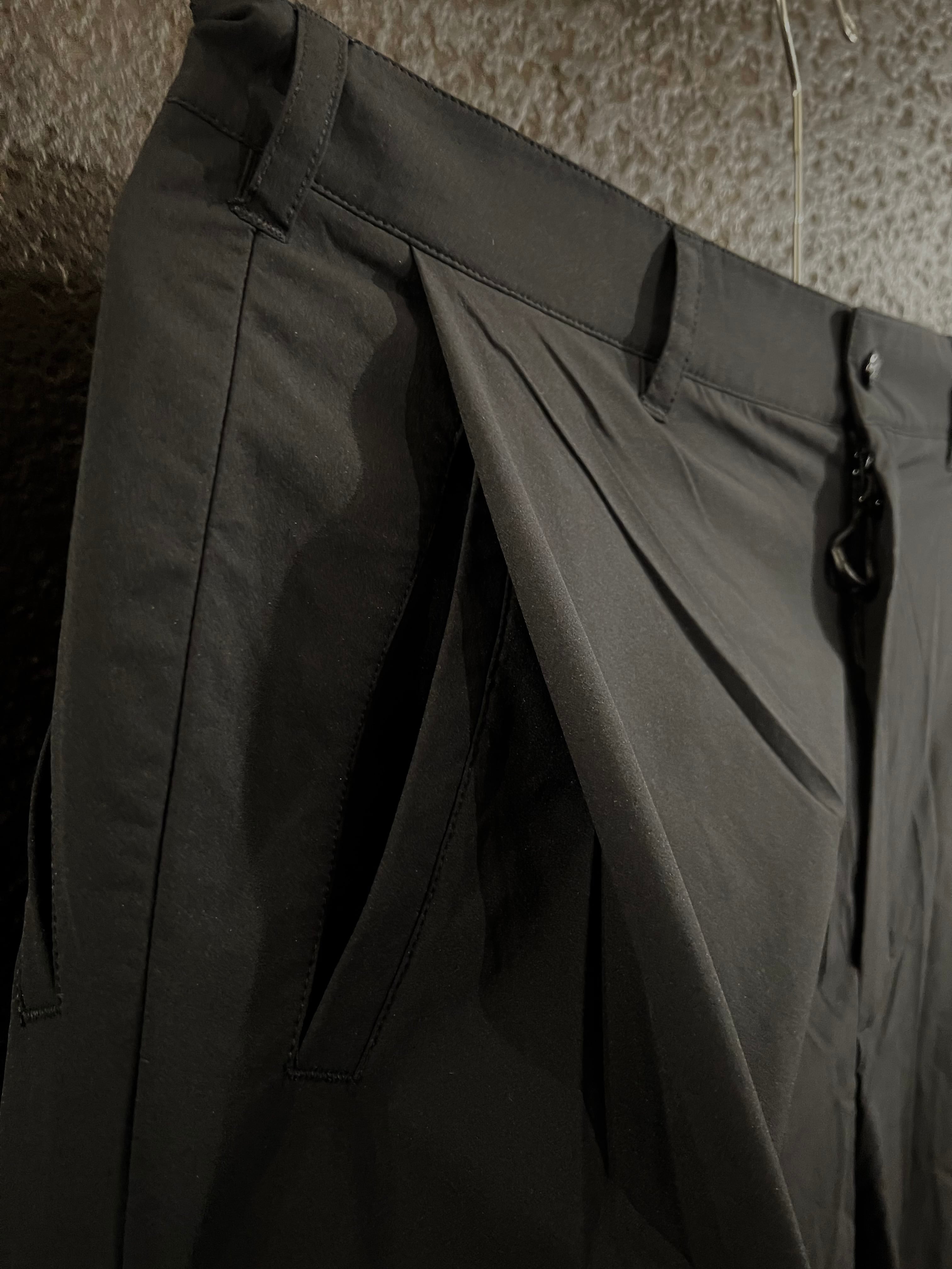 COMFY CMF OUTDOOR GARMENT 